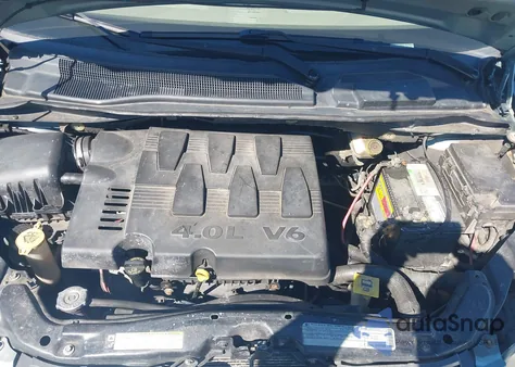 2010 Chrysler Town & Country Limited из США, поврежденный, VIN 2A4RR6DX5AR138075